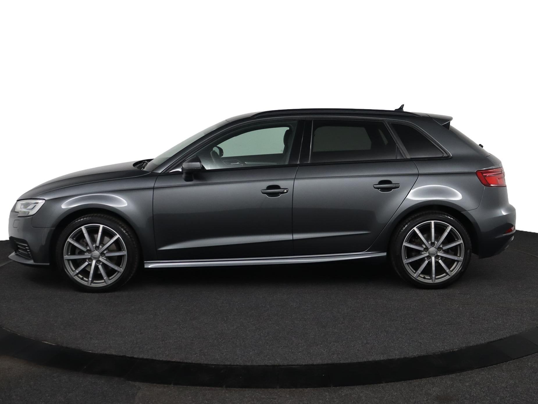 Audi A3 Sportback 40 e-tron Advance Sport | S-Line | Stoelve, Gebruikt, 4 cilinders, Leder en Stof, Plug-in hybride