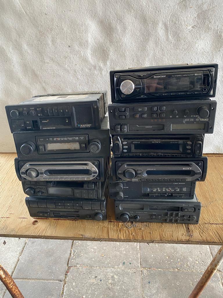 Partij diverse autoradio's - Blaupunkt, Sony, SilverCrest, Auto diversen, Autoradio's, Ophalen of Verzenden, Gebruikt