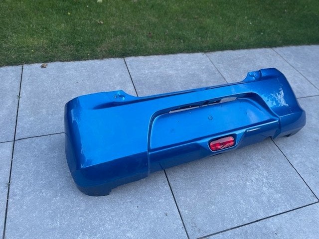 Suzuki Swift Achterbumper (2017-heden) – Speedy blue (ZWG), Ophalen, Gebruikt, Achter, Bumper