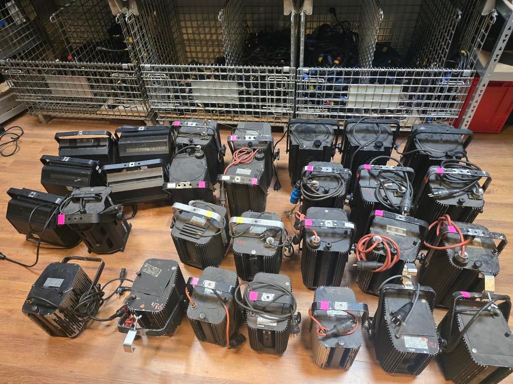 Theater lichtset 28 armaturen, Muziek en Instrumenten, Ophalen, Gebruikt, Licht, Kleur