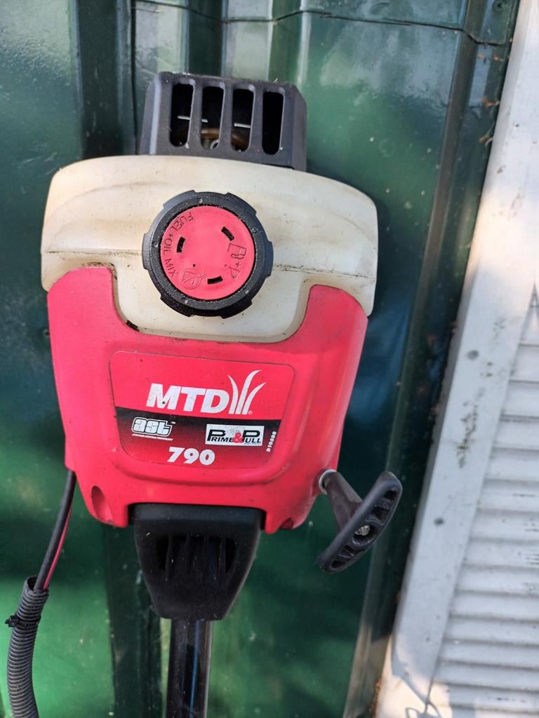 Mtd bosmaaier, Ophalen, Gebruikt, Benzine