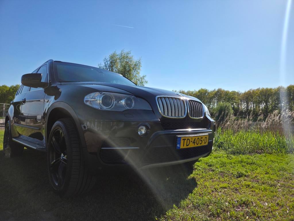 BMW X5 Xdrive 50I Aut8 2014 Zwart VR4  pansering, Automaat, 4395 cc, Vierwielaandrijving, Particulier