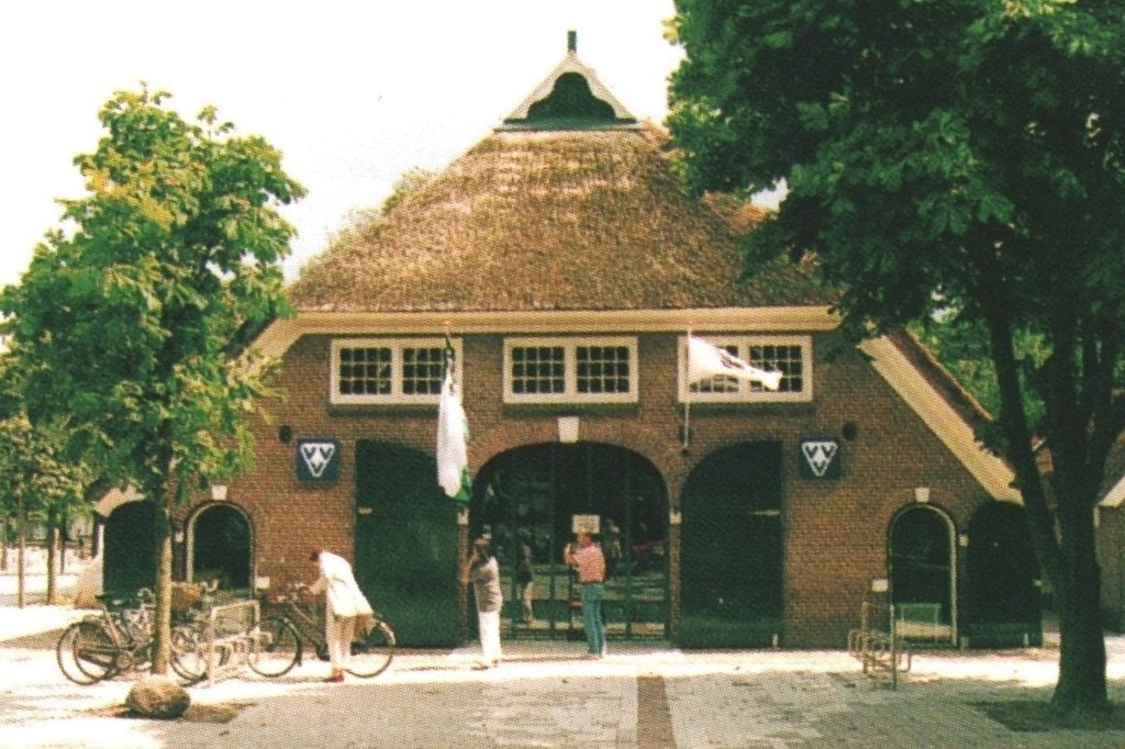 43084 Emmen Drenthe 80+ Gelopen met postzegel, Verzenden, 1980 tot heden, Gelopen, Drenthe