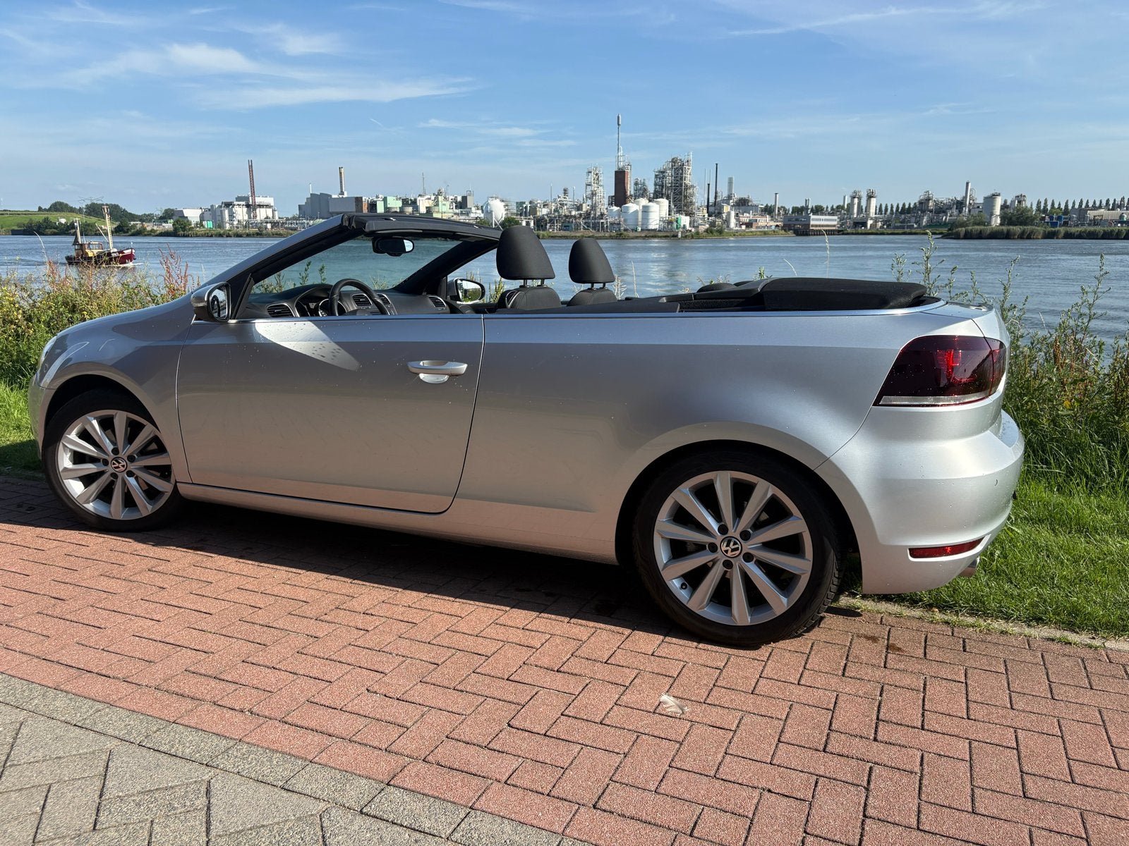 Volkswagen Golf 1.2 TSI 77KW BMT Cabrio 2012 Grijs, Voorwielaandrijving, 1321 kg, 4 cilinders, Cabriolet