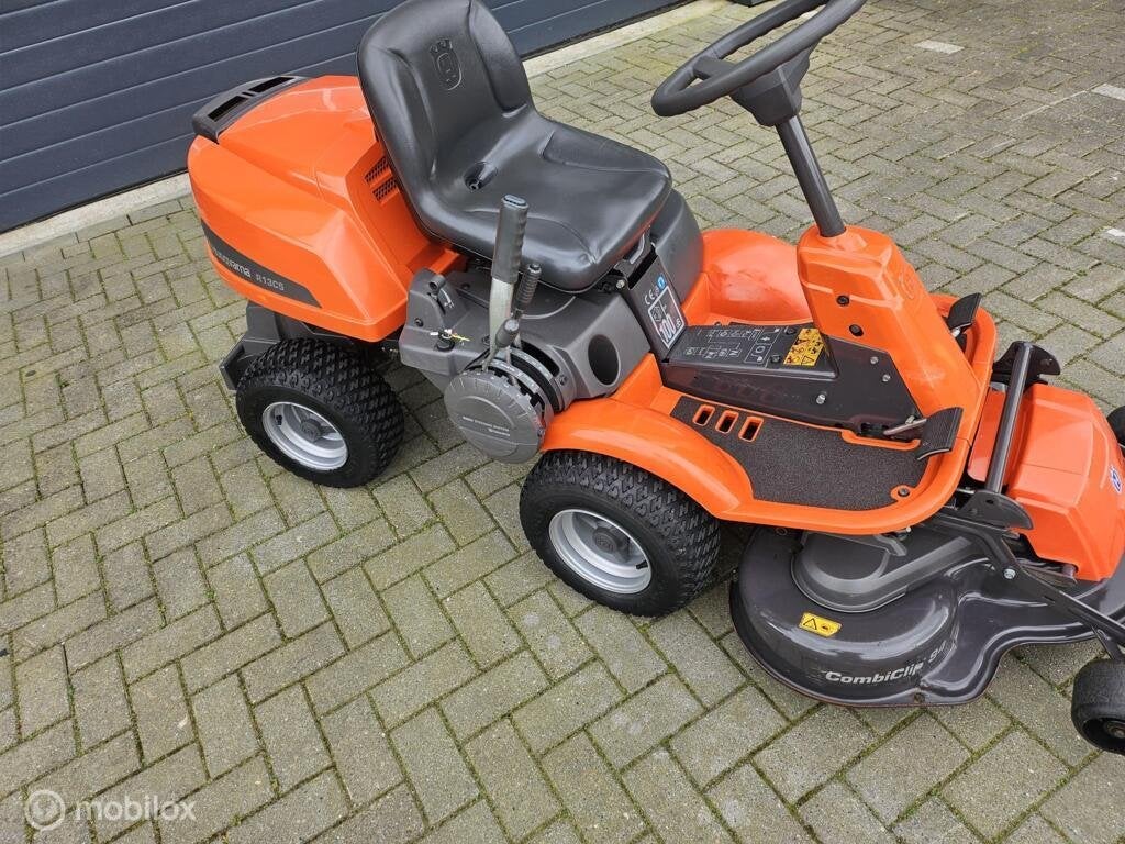 Zitmaaier  husqvarna  frontmaaier  mulch knikmaaier, Ophalen, Zo goed als nieuw, Versnellingen