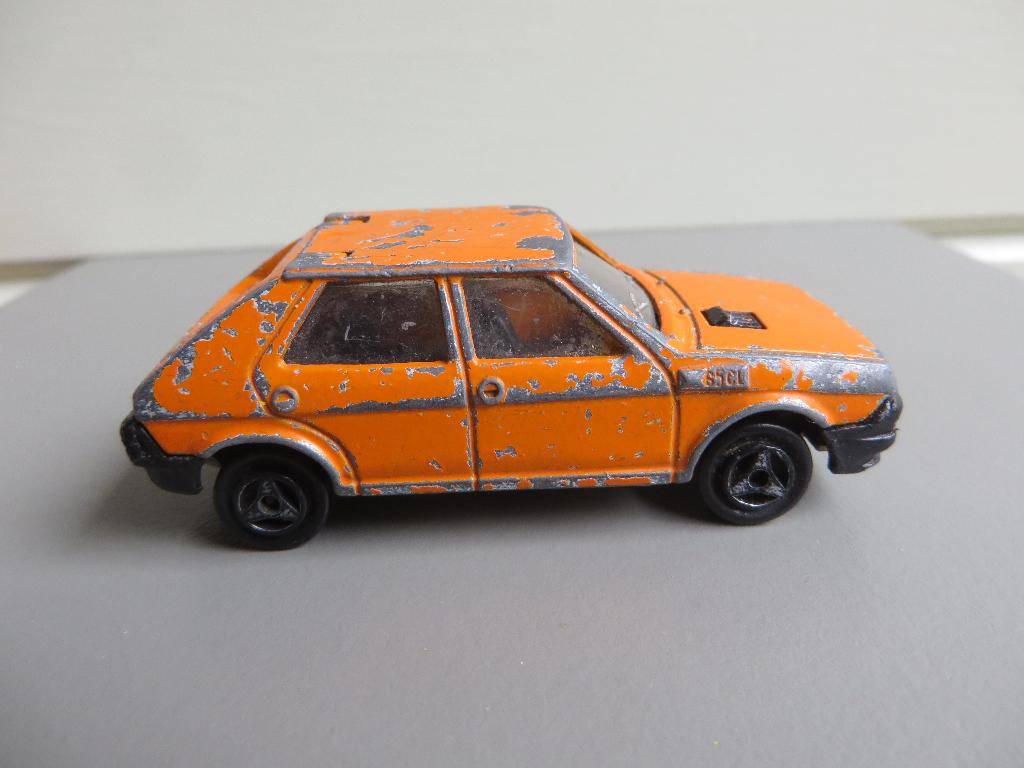 Majorette No 239 Fiat Ritmo, Hobby en Vrije tijd, Modelauto's | Overige schalen, Ophalen of Verzenden, Gebruikt, Auto