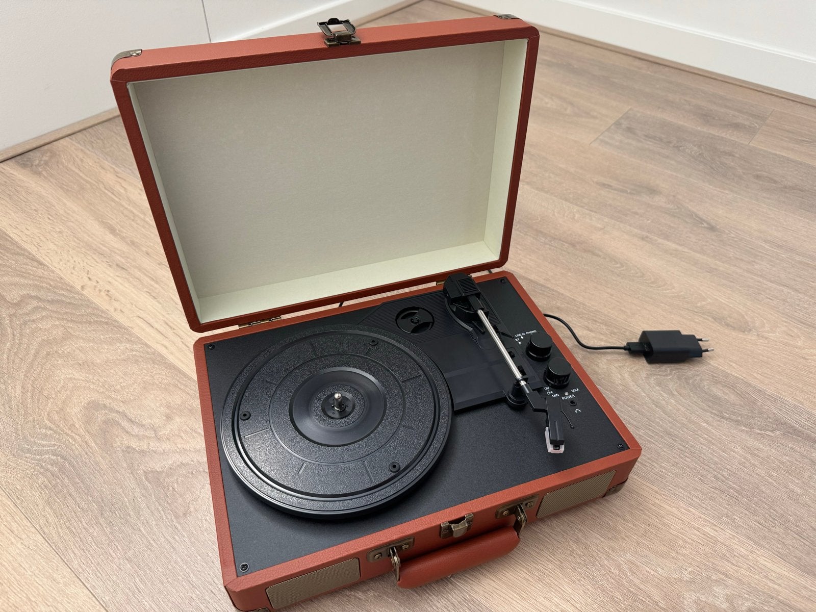 Auryvox VT-80 Platenspeler - Voor de liefhebber, Overige merken, Ophalen of Verzenden, Zo goed als nieuw, USB-aansluiting