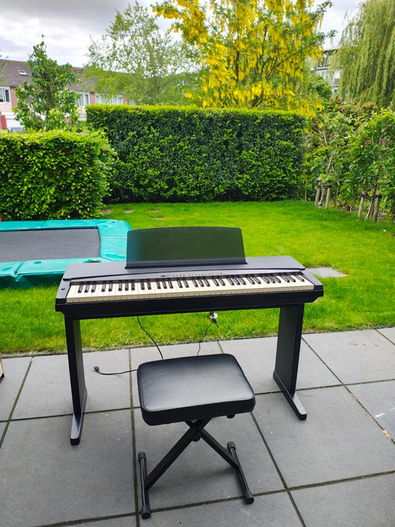 Elektrische piano Yamaha ypp-55, Muziek en Instrumenten, Ophalen, Gebruikt, Zwart