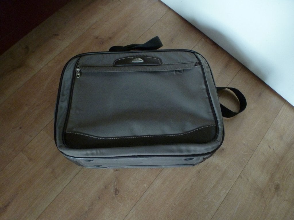 WEG=WEG *  koffer SAMSONITE cabine kaki -GRATIS zend **, Sieraden, Tassen en Uiterlijk, Koffers, Verzenden, Zacht kunststof, Minder dan 50 cm