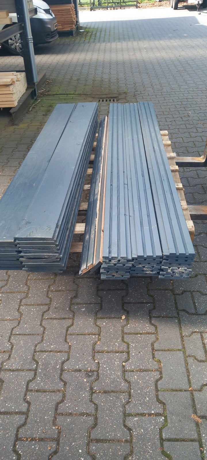 Nieuwe rombusplanken en nieuwe dak planken antracietkleurig., Doe-het-zelf en Verbouw, Ophalen of Verzenden, Nieuw