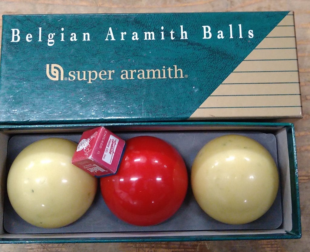 set biljartballen voor driebanden ed, Sport en Fitness, Ophalen, Keu of Ballen, Zie foto, Nvt