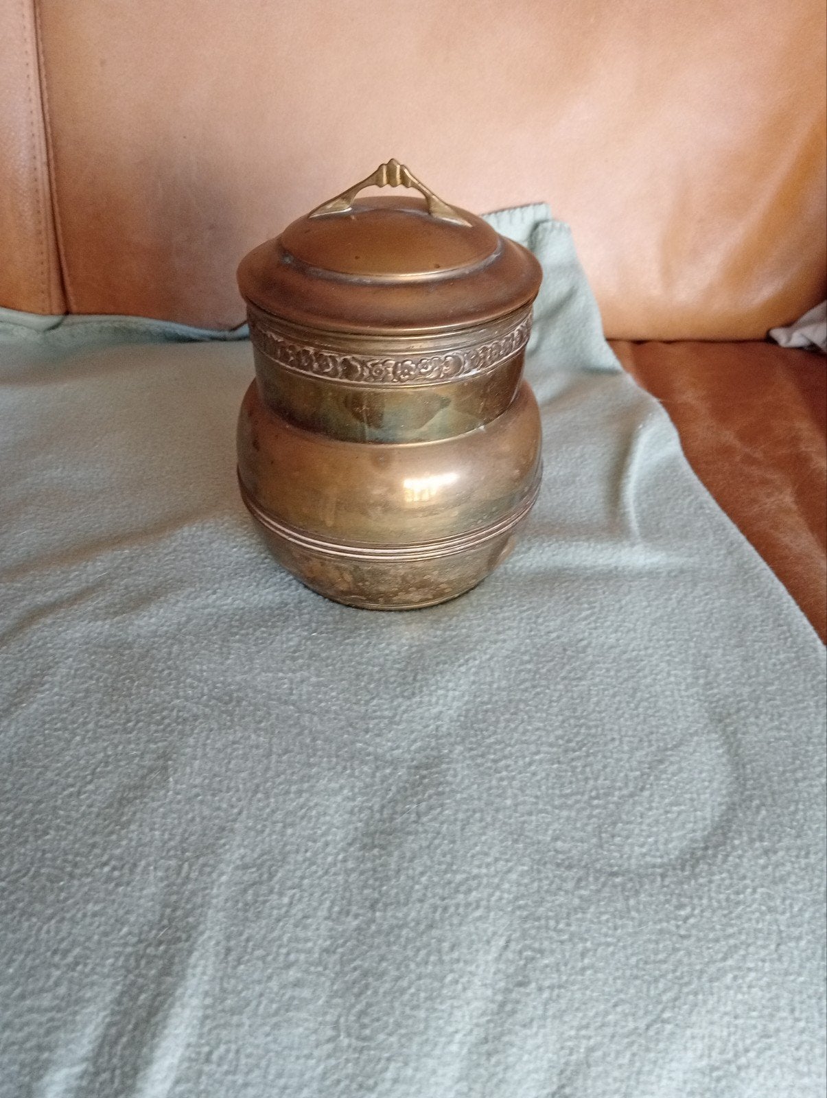Antieke koperen of bronzen pot met deksel, Ophalen of Verzenden