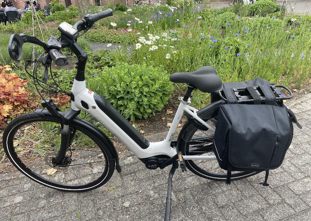 Batavus Finez E-Go E-bike 400Wh 48 cm z.g.a.n., Ophalen, Batavus, Zo goed als nieuw, 47 tot 51 cm