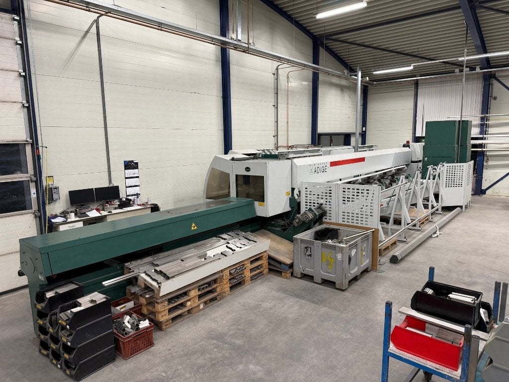 BLM Adige LT702 buislasersnijmachine 2004 CO2 2,5kW, Zakelijke goederen, Ophalen