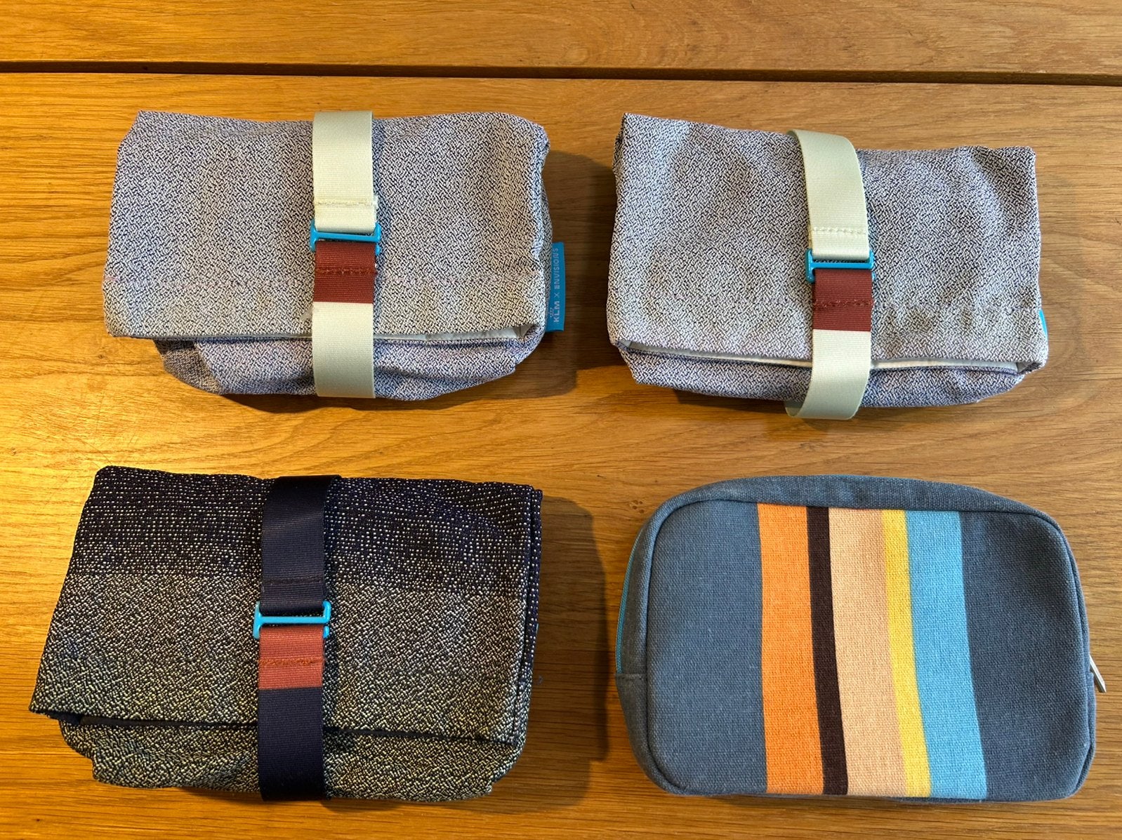 KLM amenity kit toilettas diverse soorten, Sieraden, Tassen en Uiterlijk, Ophalen of Verzenden, Nieuw, Blauw, Heer of Dame