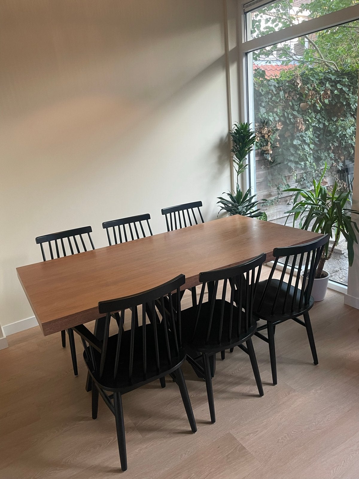 Complete eethoek met eettafel + 6 Kave Home stoelen, Ophalen, Gebruikt, 50 tot 100 cm, Vijf personen of meer