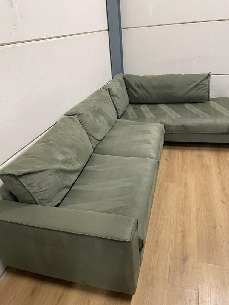 Mooie luxe suede groene goossens hoekbank - GEREINIGD!!!, Huis en Inrichting, Banken | Bankstellen, Ophalen, Gebruikt, Luxe, Hoekbank