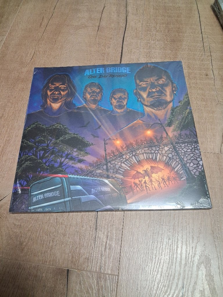 ALTER BRIDGE - One Day Remains + Comic Book - (Sealed), Ophalen of Verzenden, Hardrock, 12 inch, Nieuw in verpakking