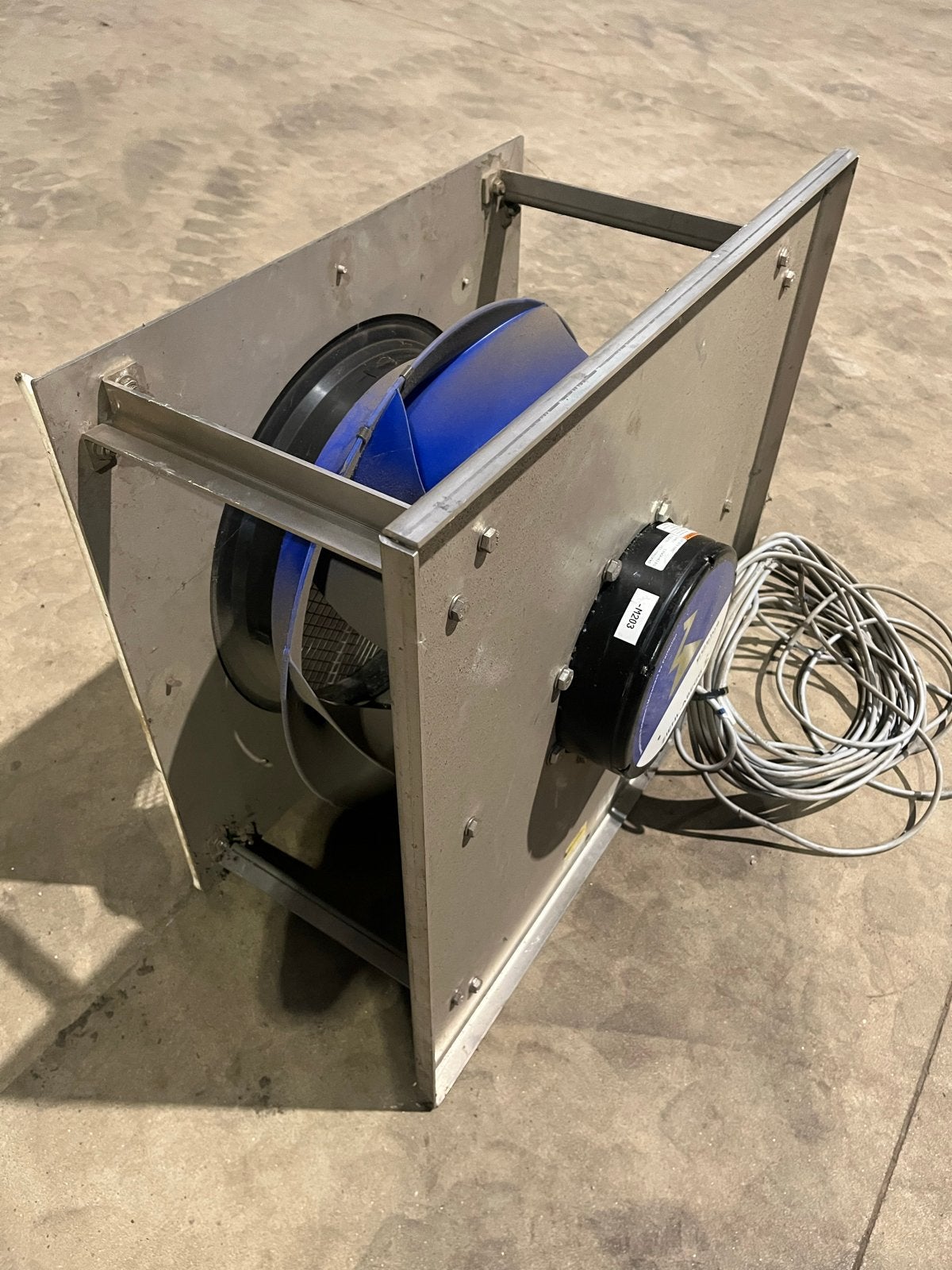 ZIEHL-ABEGG Industriële Ventilator - Krachtig en Duurzaam, Doe-het-zelf en Verbouw, Ophalen, Gebruikt, Ventilator
