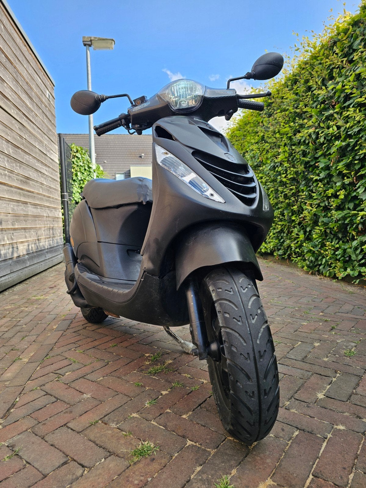 Piaggo zip 2000 Bouwjaar 2017 (4takt), Fietsen en Brommers, Scooters | Piaggio, Ophalen, Gebruikt, Zip, Benzine