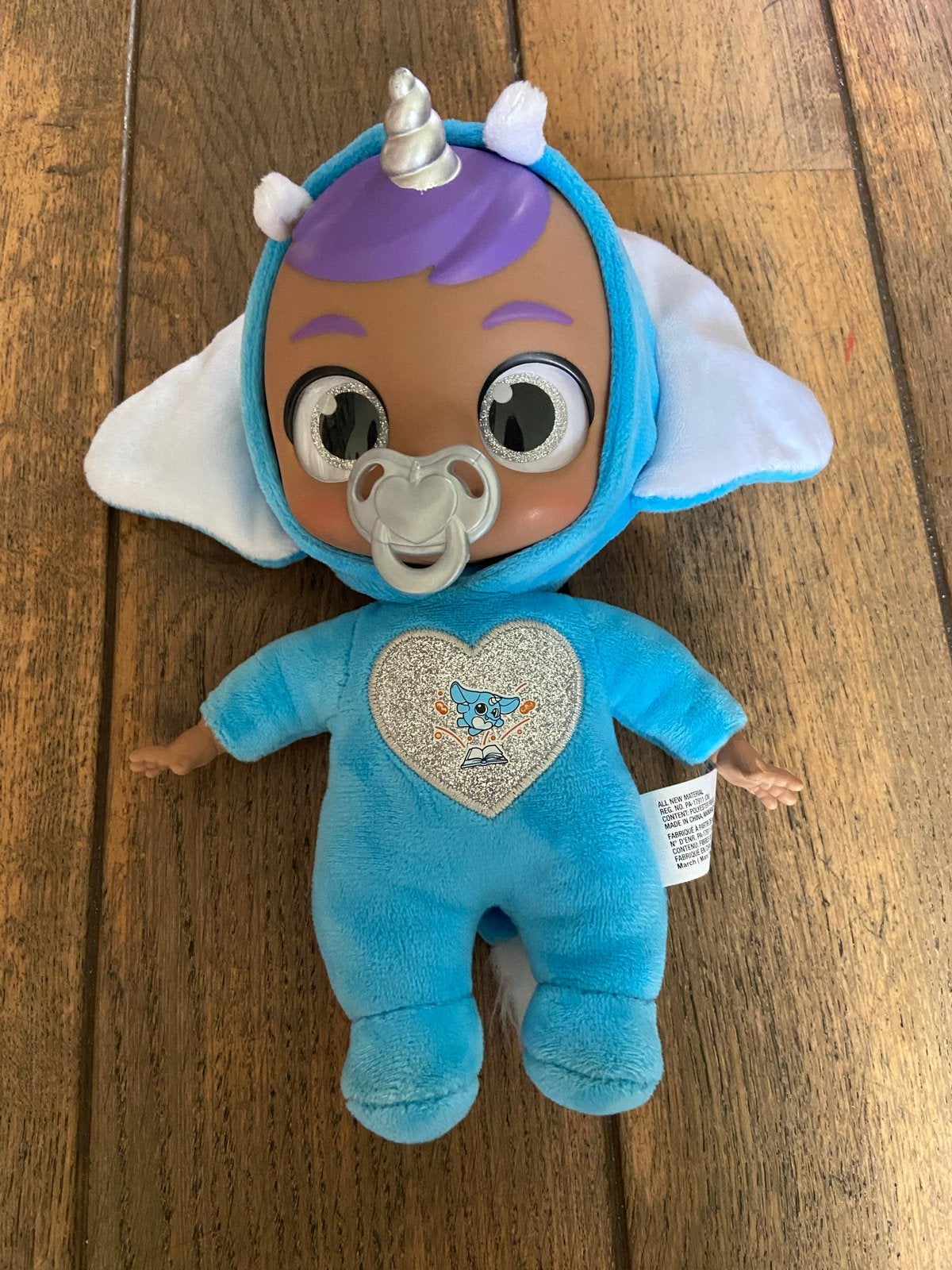Cry Babies Magic Tears Eenhoorn Babypop met wiegje, Kinderen en Baby's, Speelgoed | Poppen, Ophalen of Verzenden, Gebruikt, Babypop