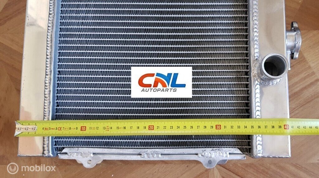 Radiateur TOYOTA COROLLA KE30 KE38 KE55 KE70 1974-1985, Nieuw, Ophalen of Verzenden