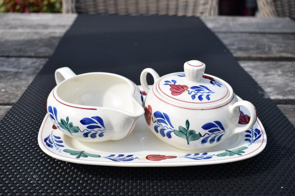 TE KOOP BOERENBONT, Ophalen of Verzenden, Zo goed als nieuw, Aardewerk, Landelijk/Boerenbont