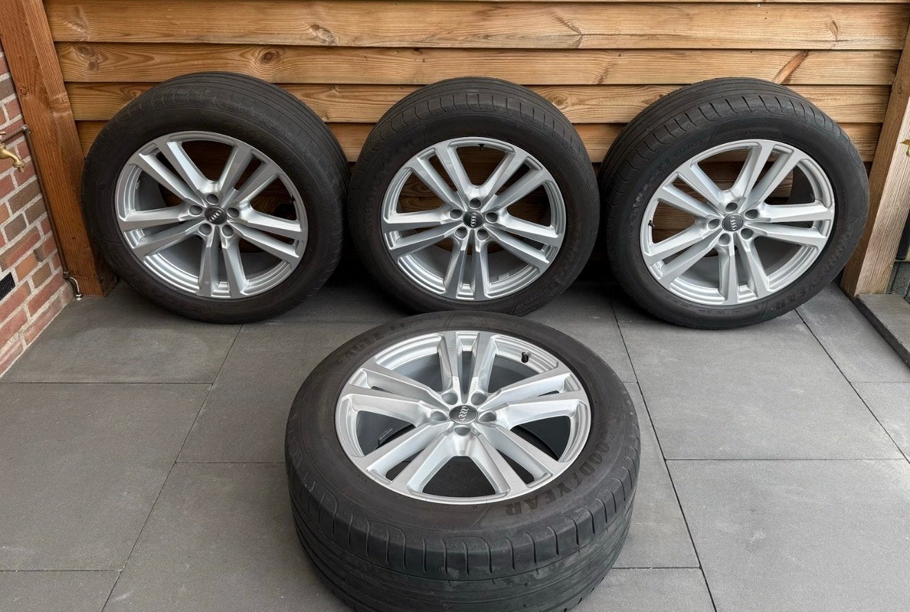 Originele 20" Audi Q7 / SQ7 Velgen + Jonge Goodyear banden, Gebruikt, 285 mm, Banden en Velgen, Ophalen of Verzenden