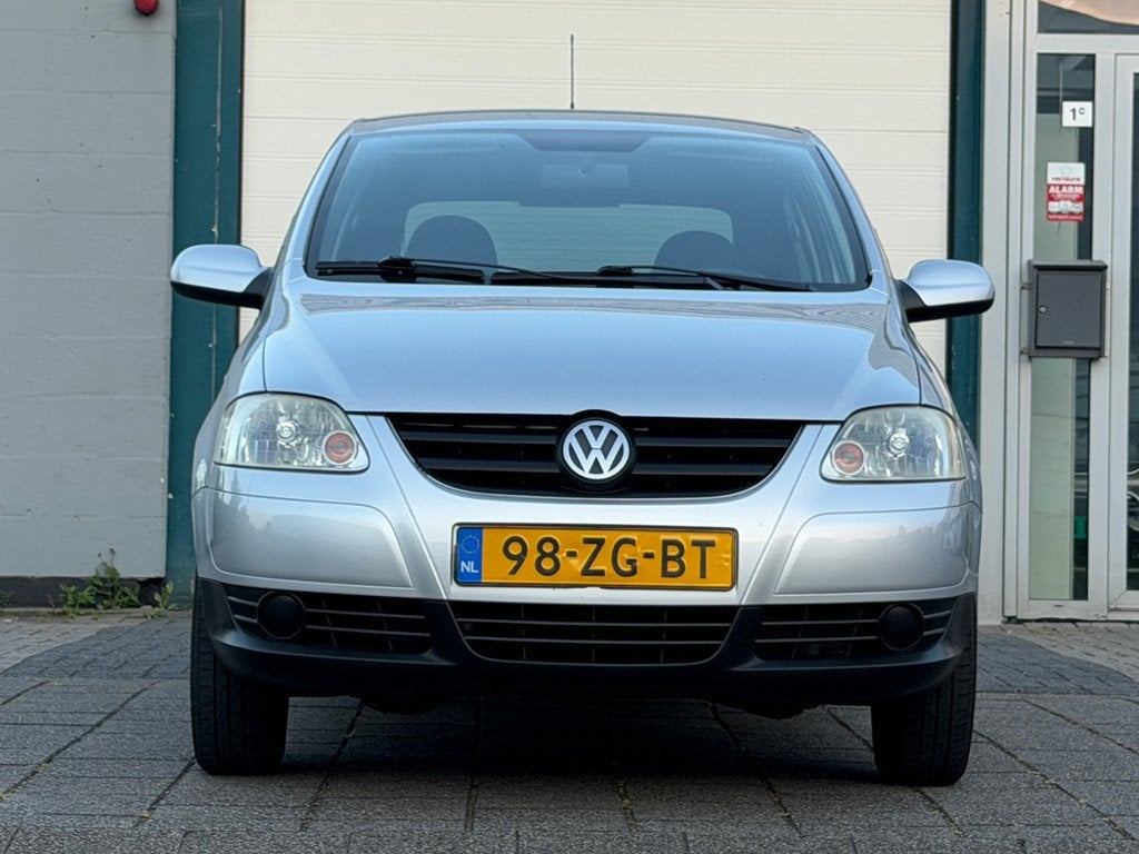 Volkswagen Fox 1.4 Trendline Airco, Auto's, Volkswagen, Voorwielaandrijving, 4 stoelen, Origineel Nederlands, Bedrijf