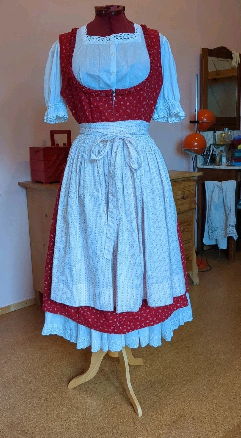 Dirndl jurk met schort rood wit maat 44, Kleding | Dames, Carnavalskleding en Feestkleding, Ophalen of Verzenden, Maat 42/44 (L)