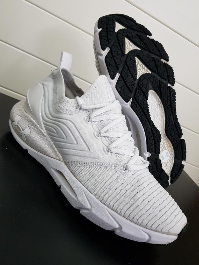 Under Armour HOVR Phantom 2 INKNT, Wit, Under Armour, Ophalen of Verzenden, Sneakers of Gympen
