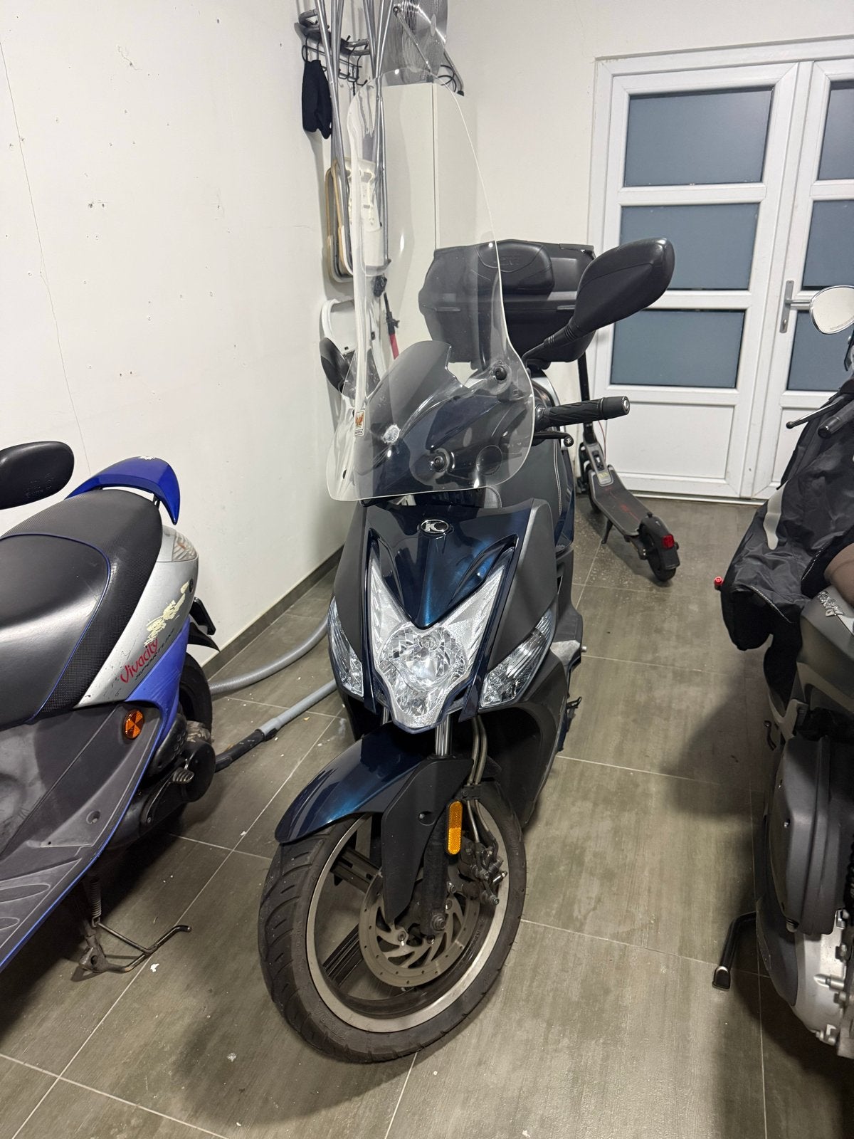 Kymco Agility 16+ 125cc motor Scooter - Net als niew, Fietsen en Brommers, Ophalen, Overige modellen, 125 cc, Zo goed als nieuw