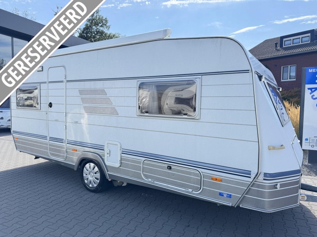 Eriba Nova 530 / aparte bedden / mover / voortent / luifel, Caravans en Kamperen, Rondzit, Bedrijf, Schokbreker, 5 tot 6 meter