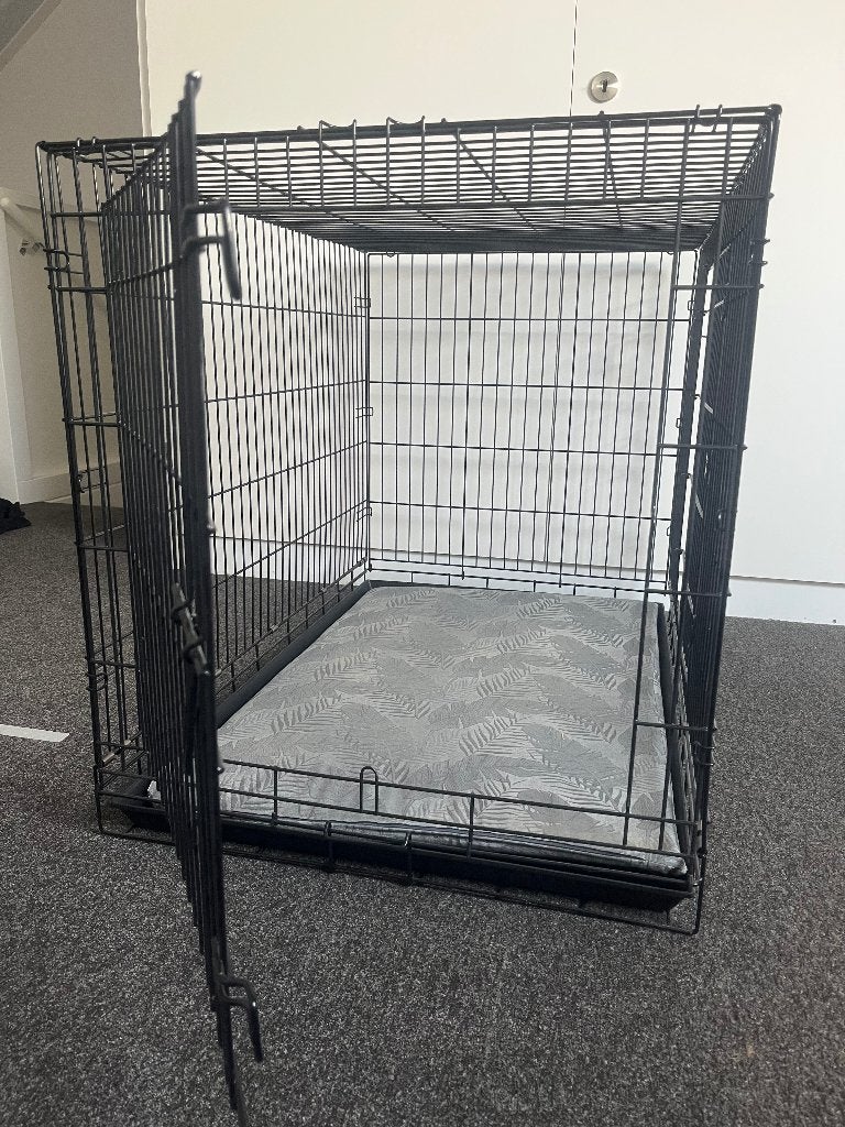 Hondenbench XL + mat, Dieren en Toebehoren, Ophalen, Zo goed als nieuw
