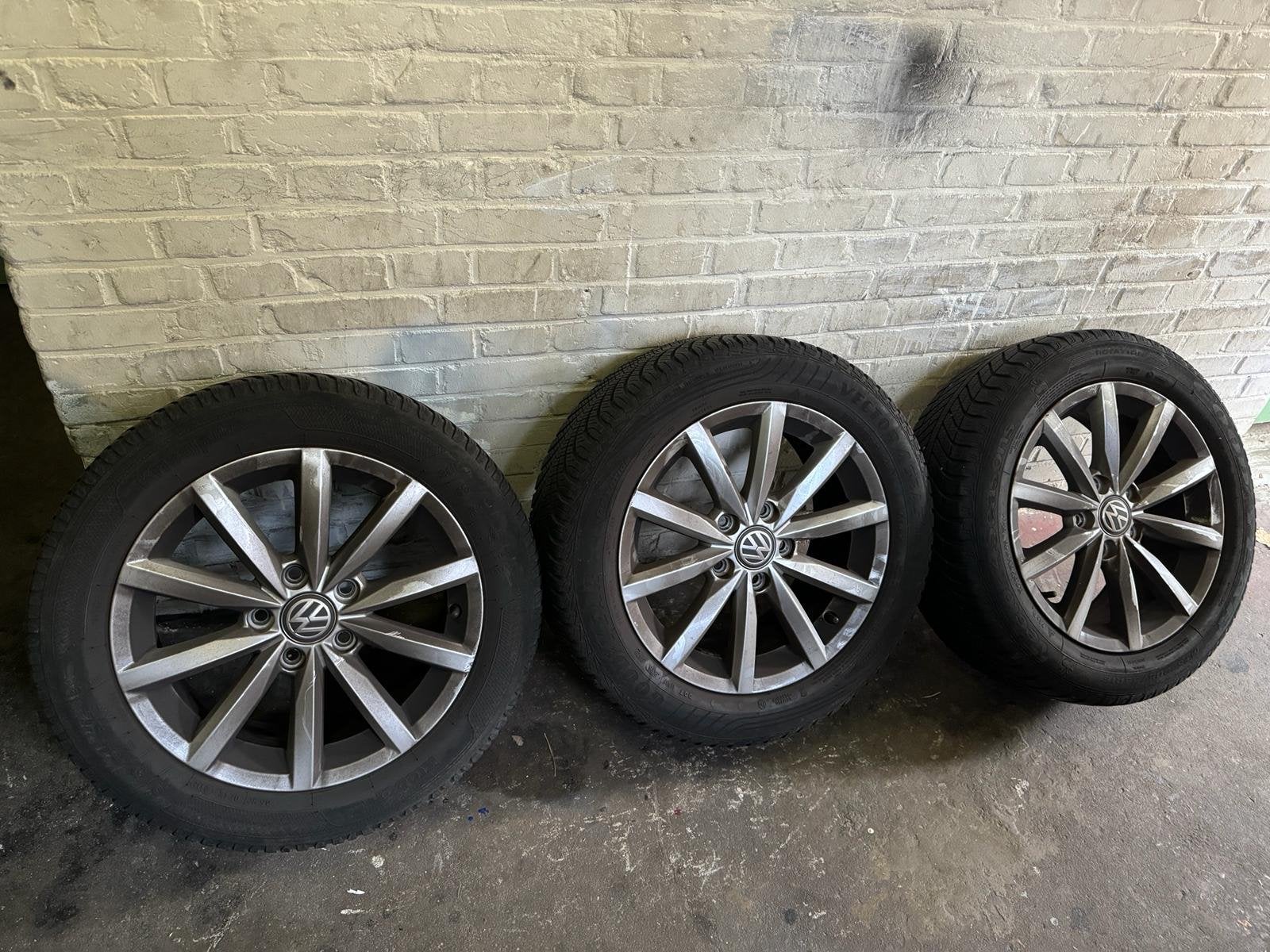 Drie Volkswagen Golf 7 velgen 5x112 16 inch, Gebruikt, VOLKSWAGEN, 16 inch, N.V.T.