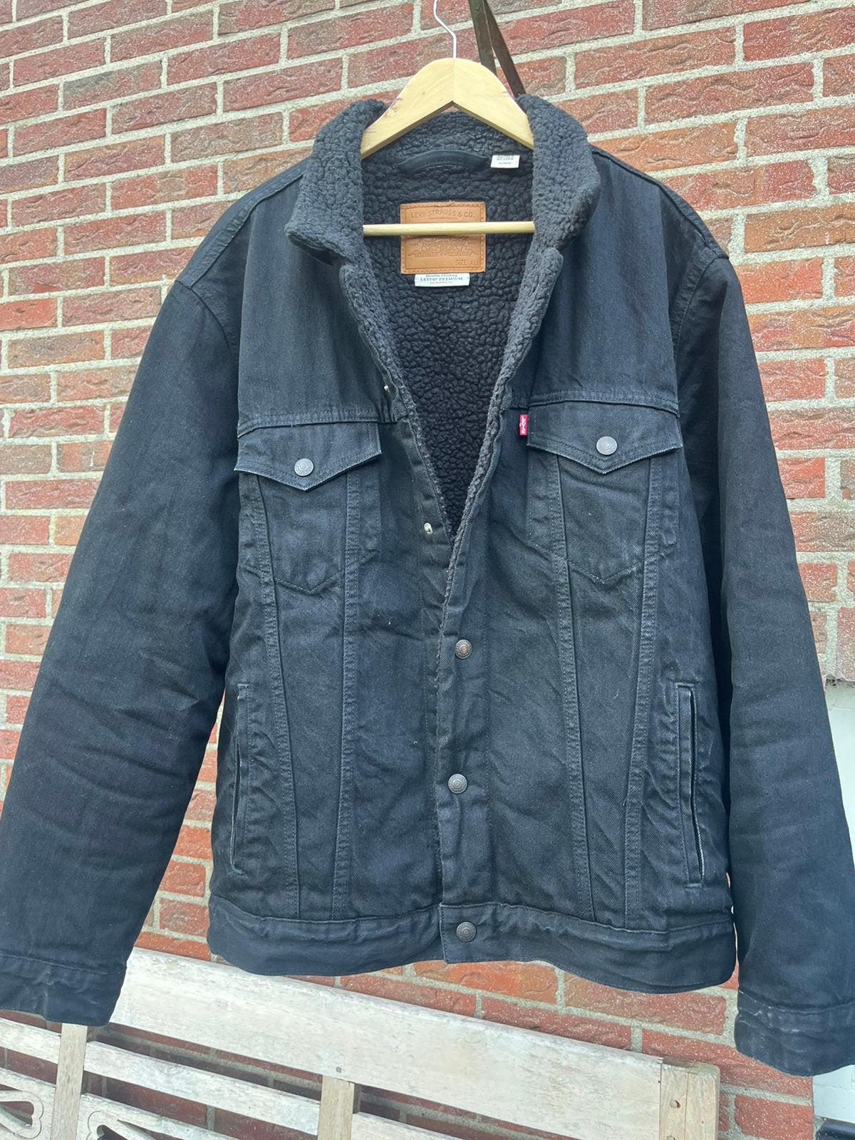 Levi’s sherpa trucker jas zwart, Ophalen of Verzenden, Gedragen, Maat 56/58 (XL), Zwart