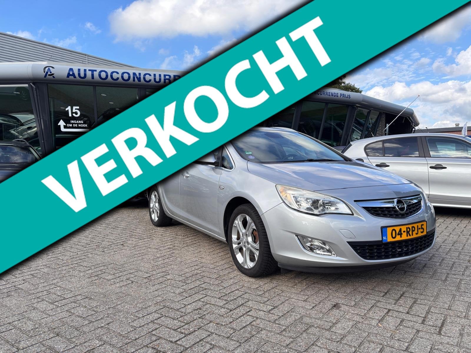 Opel Astra Sports Tourer 1.6 Cosmo, Nwe APK, Navi, Nwe db in, Auto's, Euro 5, Gebruikt, 4 cilinders, 700 kg