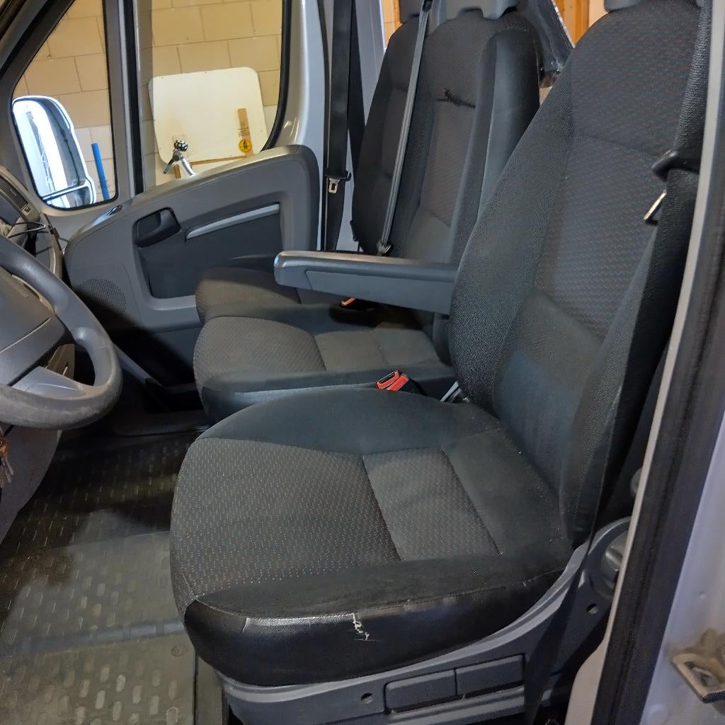 Ducato bankje bestuurderstoel 250 euro, Ophalen, Gebruikt