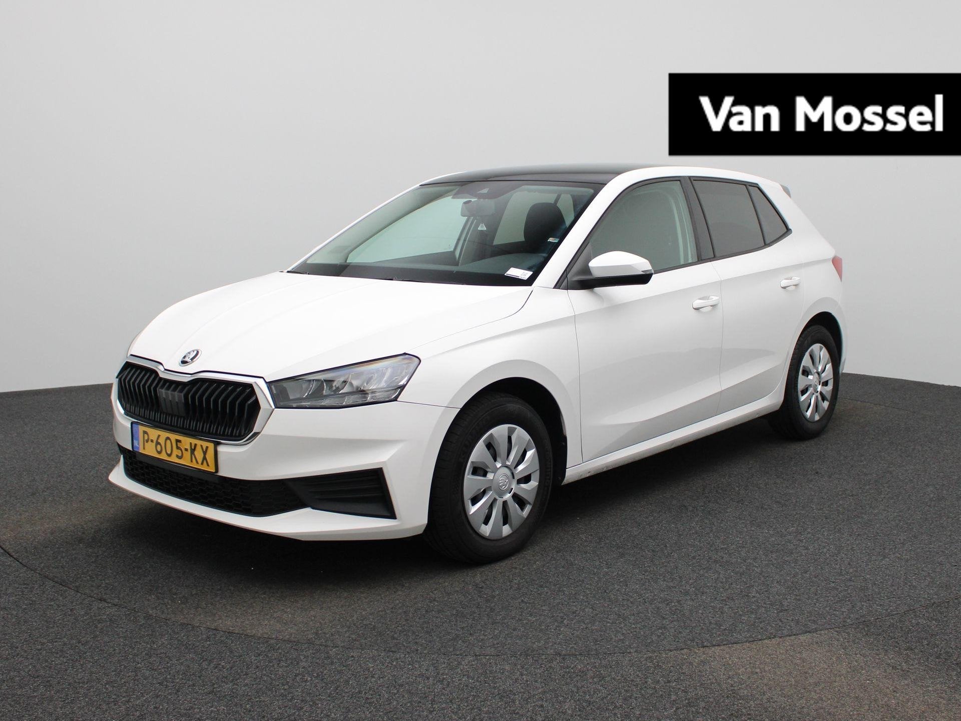 Skoda Fabia 1.0 TSI Ambition | PANORAMADAK | PARKEERSENSOREN, Voorwielaandrijving, 12 maanden, Stof, Euro 6