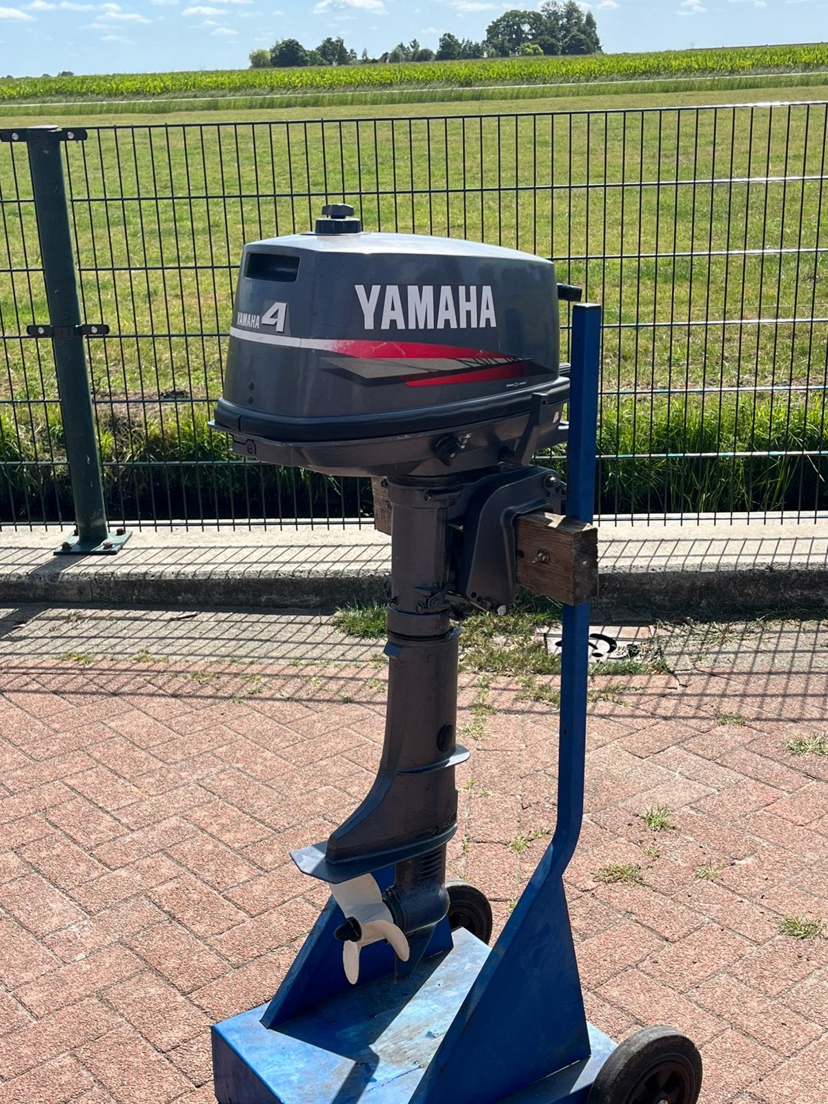Yamaha 4 pk 2 takt, Watersport en Boten, Buiten- en Binnenboordmotoren, Ophalen, Zo goed als nieuw, Benzine, 5 tot 10 pk