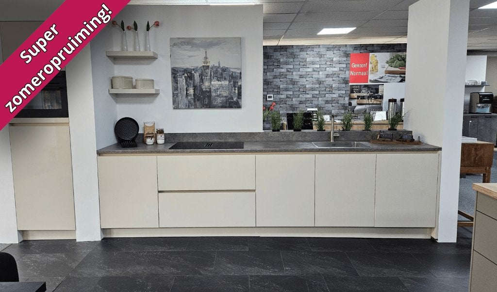 Showroomkeuken Magnolia hoogglans met AEG apparatuur, Huis en Inrichting, Overige kleuren, Overige typen, Nieuw, Werkstraße 3 32289 Rödinghausen Duitsland