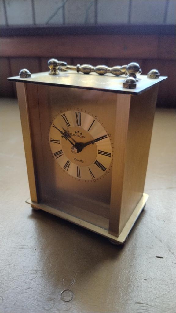 Vintage Commodeur Quartz Tafelklok - Goudkleurig, Antiek en Kunst, Ophalen of Verzenden