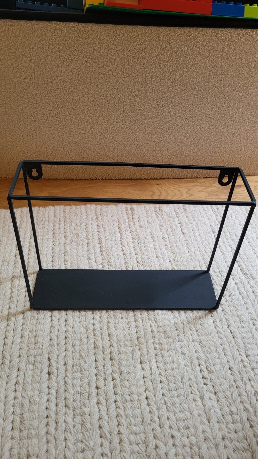 Zwart metalen wandrekje / opbergrekje, Huis en Inrichting, Woonaccessoires | Wandplanken en Boekenplanken, Ophalen, Zo goed als nieuw