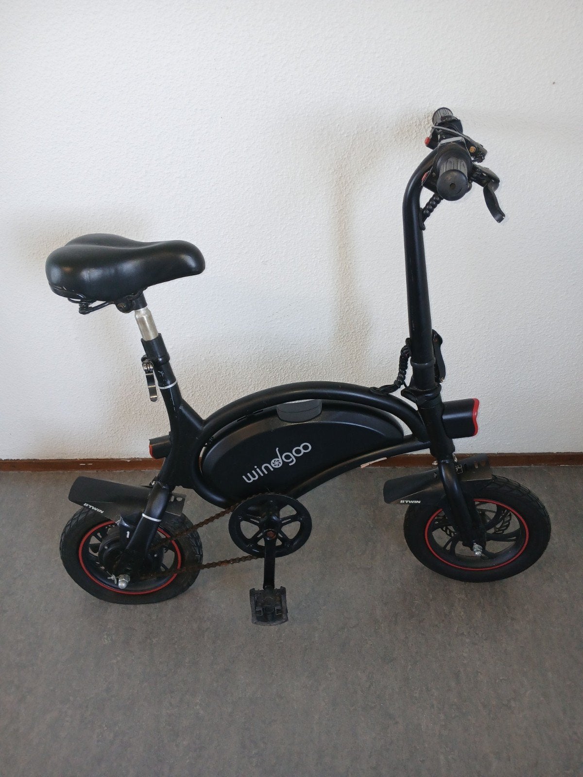 Windgoo B3 Elektrische Fiets - Compact en Opvouwbaar, Minder dan 47 cm, Ophalen, Minder dan 30 km per accu, Overige merken