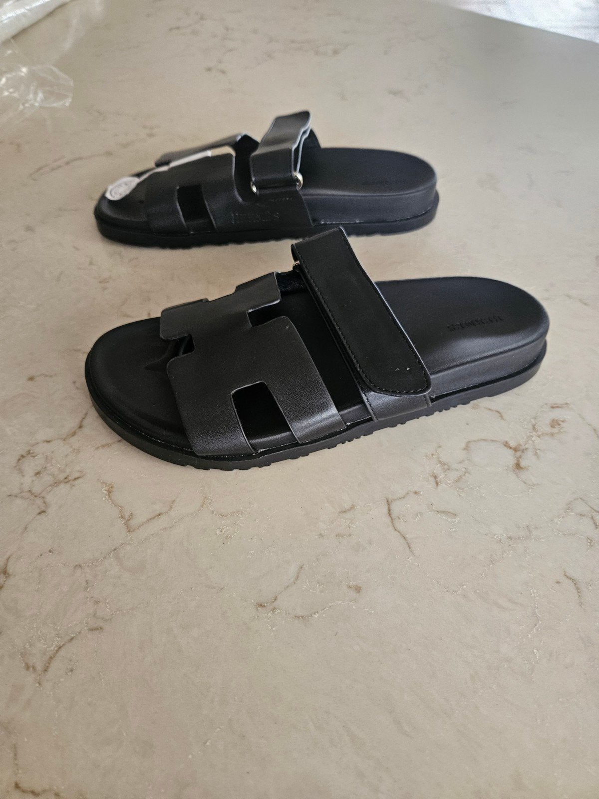 Hermes slippers maat 46, Slippers, Zwart, Nieuw, Ophalen of Verzenden
