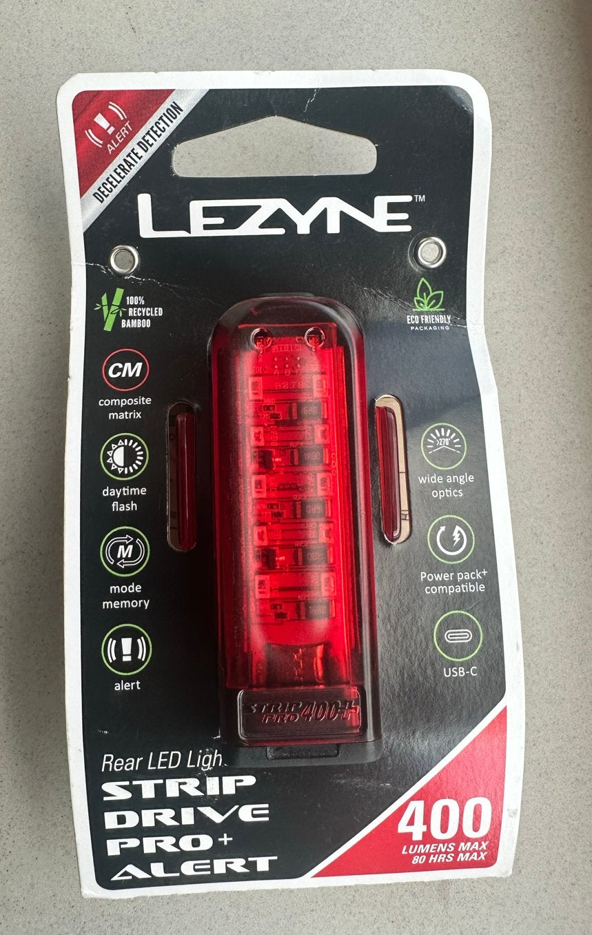 Lezyne Strip Drive Pro+ Alert Achterlicht 400, Achterlicht, Nieuw, Ophalen of Verzenden, Oplaadbaar