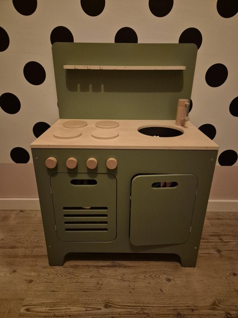 Houten speelgoedkeuken Petit Amelie (zonder accessoires), Ophalen, Zo goed als nieuw, Hout, Speelkeuken
