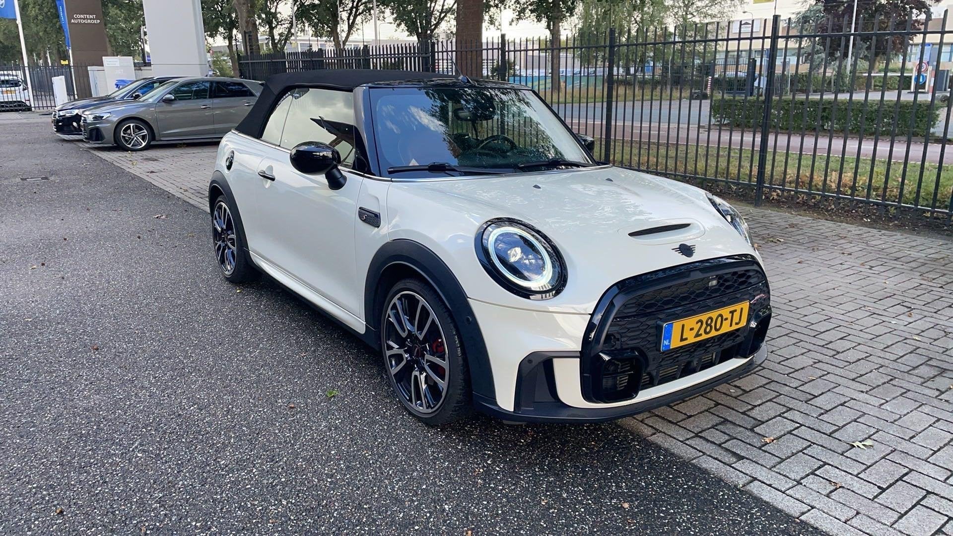 MINI Cabrio 2.0 Cooper S John Cooper Works 178 PK | Automaat, Auto's, 1300 kg, Gebruikt, Euro 6, 4 cilinders