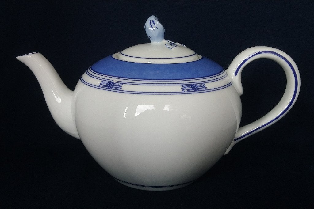 Wedgwood The Scandic Blue Collection - theepot, Ophalen of Verzenden, Zo goed als nieuw, Wedgwood, Porselein