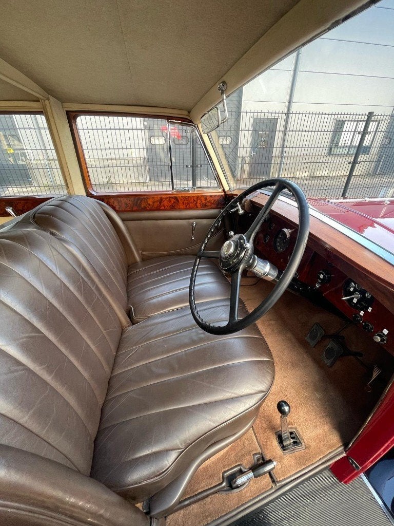Rolls-Royce 1939 Rood -oldtimer, foto 9